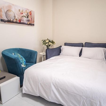 Port City Haifa - Luxury Apartments 50 Mtrs From The Beach Zewnętrze zdjęcie