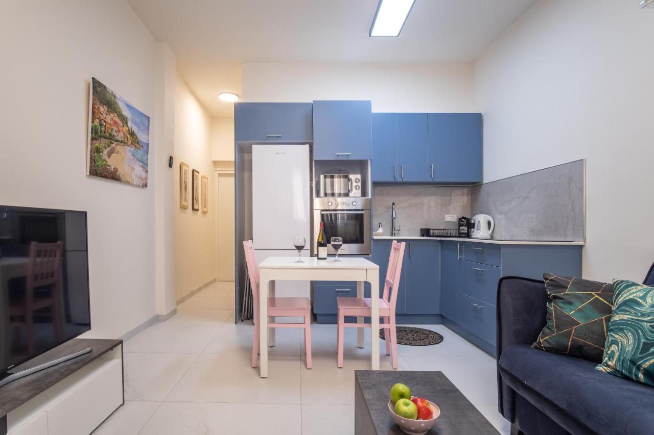 Port City Haifa - Luxury Apartments 50 Mtrs From The Beach Zewnętrze zdjęcie