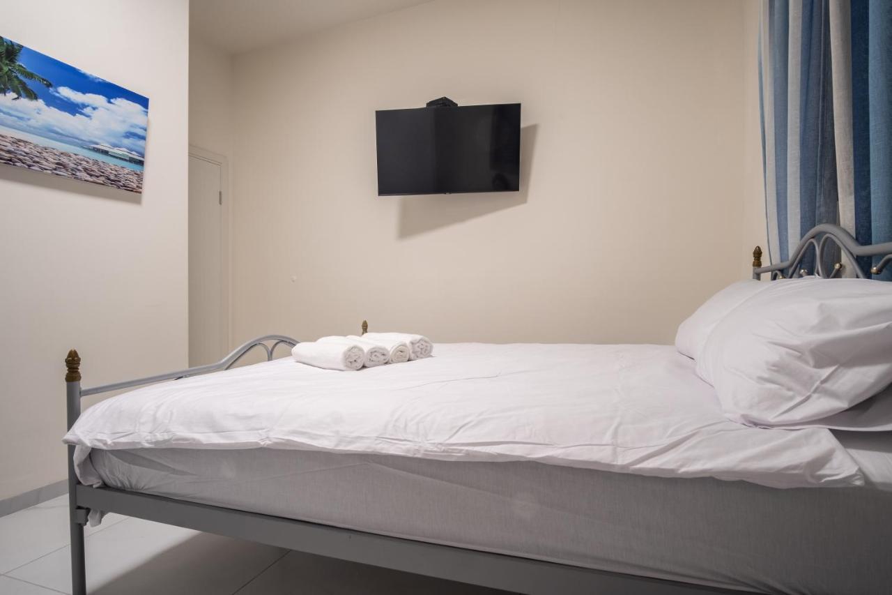Port City Haifa - Luxury Apartments 50 Mtrs From The Beach Zewnętrze zdjęcie
